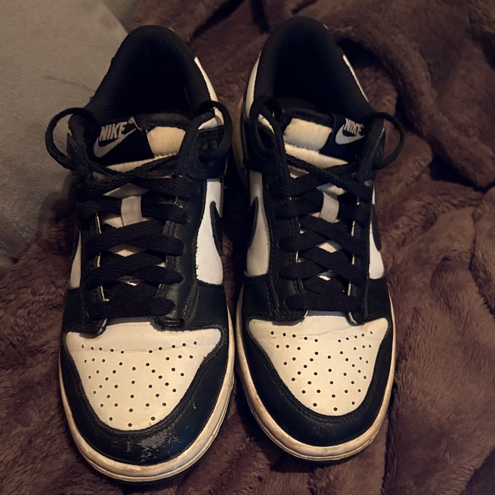 Nike Classic Black and White Athletic Shoes slightly worn